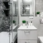 Apartman Lumina Comfy 4-room Near The Center Varsó