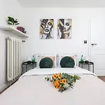 Lejlighed Lumina Comfy 4-room Near The Center *